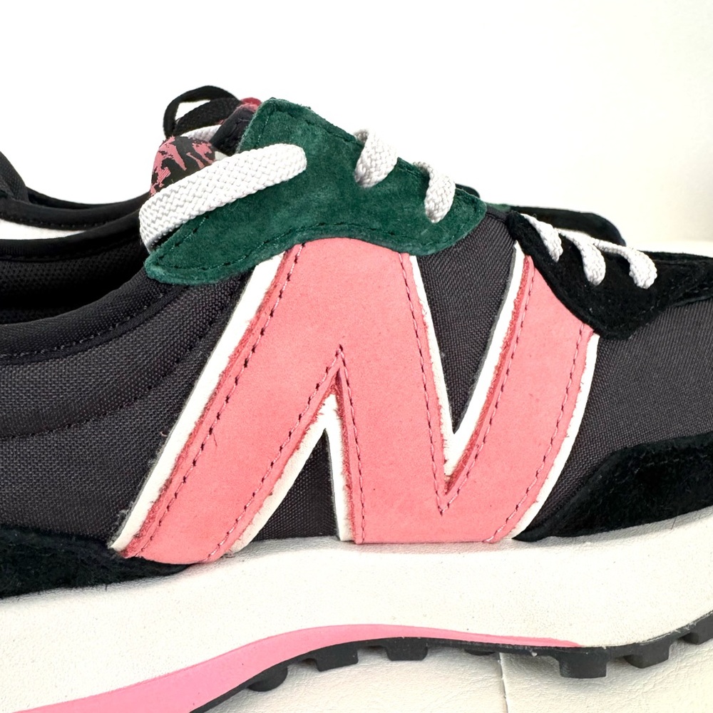 New Balance 327 “Chinese New Year” Retro Runner Sneakers - Picture 7 of 15